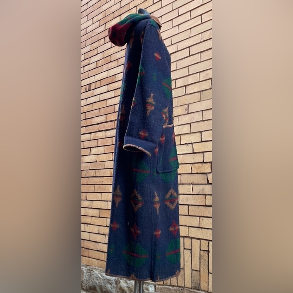 Vintage Woolrich Aztec blanket Hooded Wool Reversible Long Coat Size Large - Picture 10 of 13